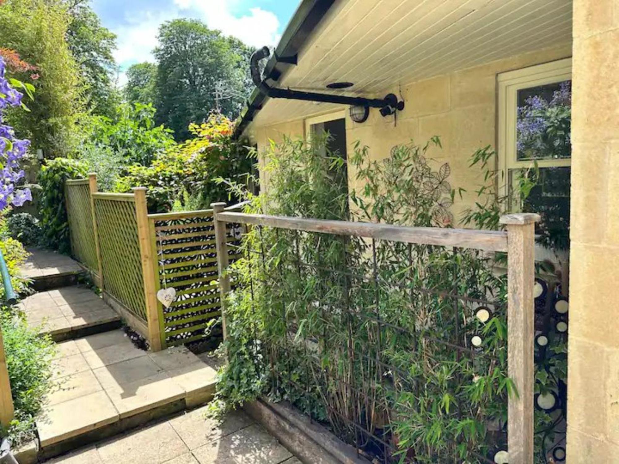 באת' Pass The Keys Delightful Cottage Sydney Gardens Private Parking מראה חיצוני תמונה